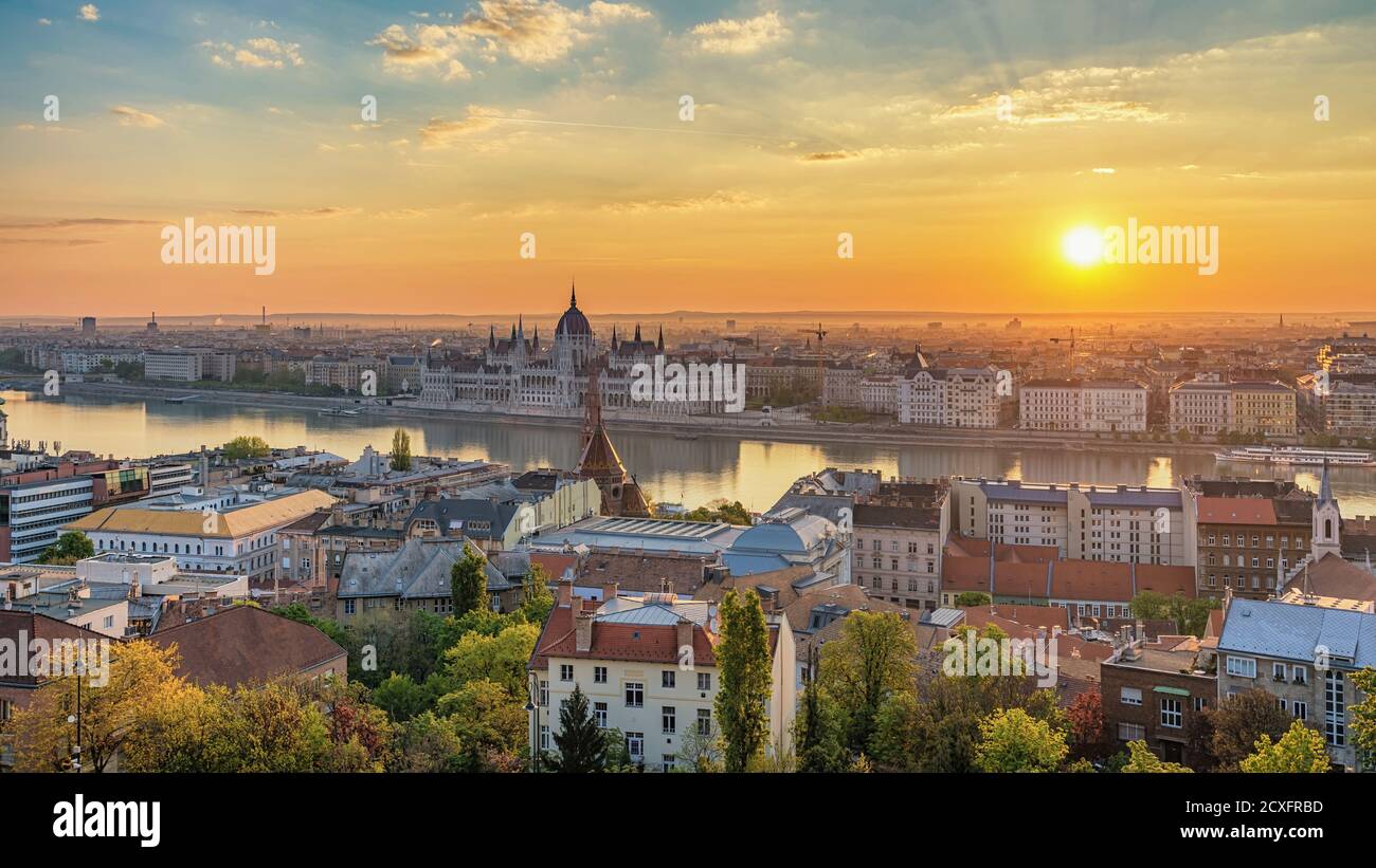 Budapest Hungary, panorama city skyline sunrise at Hungarian Parliament and Danube River Stock Photo
