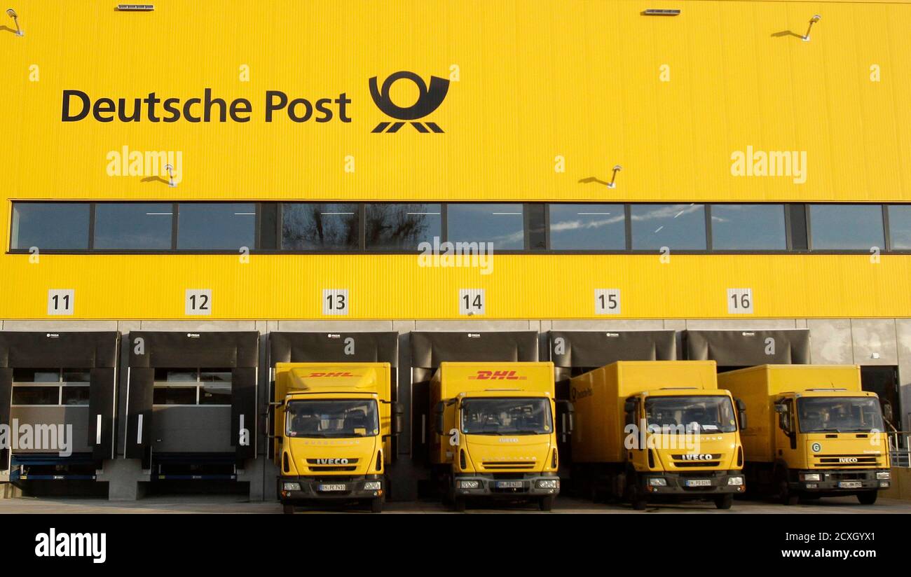 Dhl trucks hi-res stock photography and images - Page 2 - Alamy