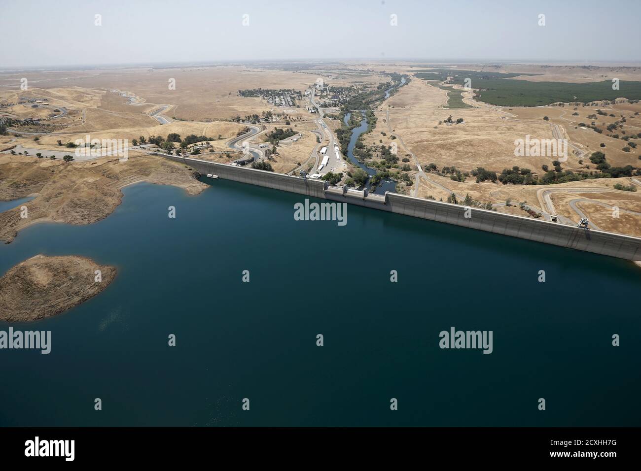 Friant dam hires stock photography and images Alamy