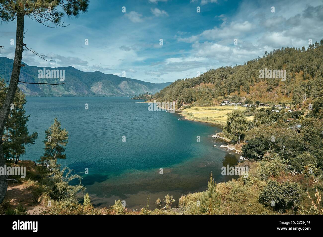 Danau Laut Tawar, Takengon Lake, Aceh Indonesia Stock Photo - Alamy