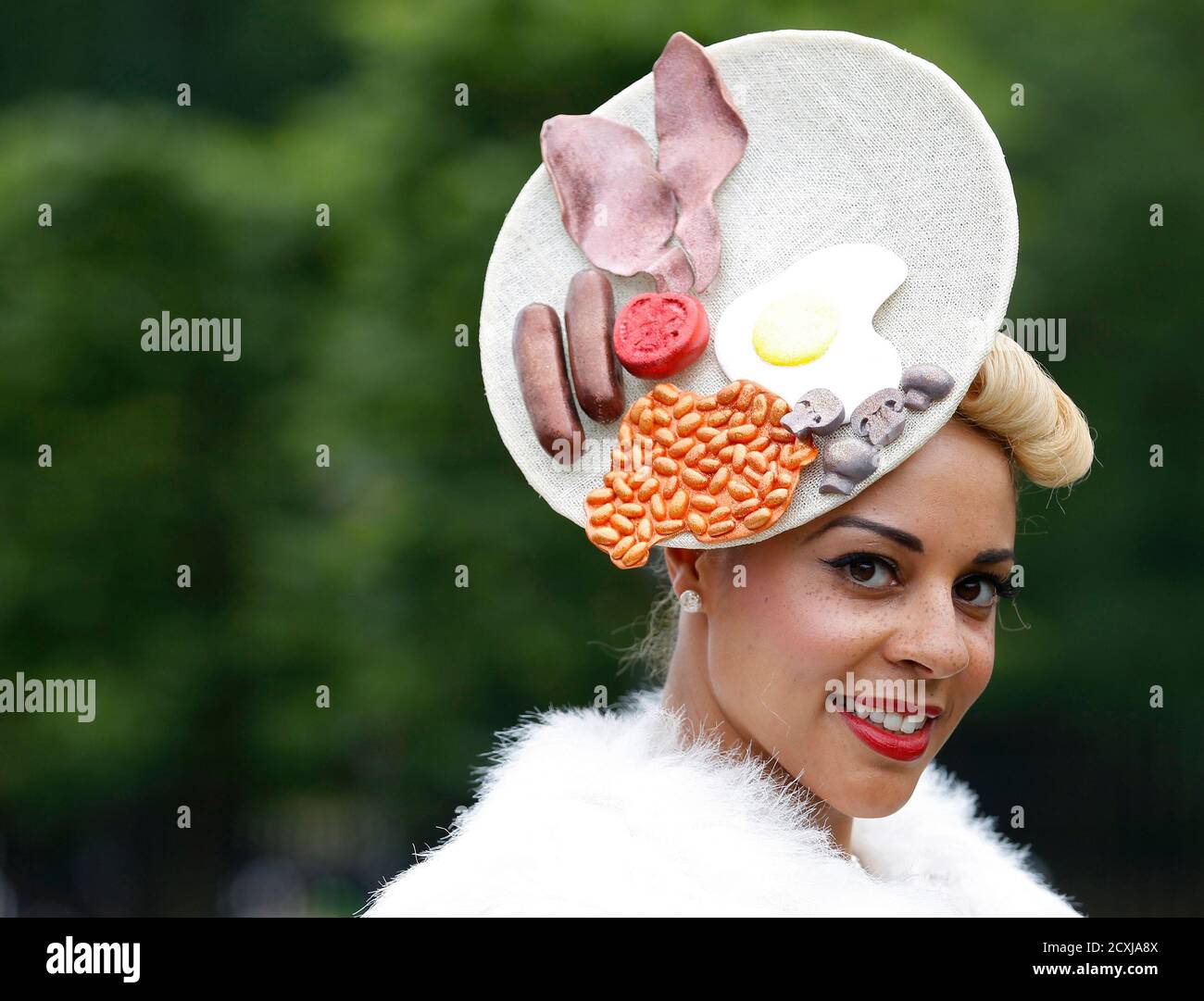 horse racing hats for ladies