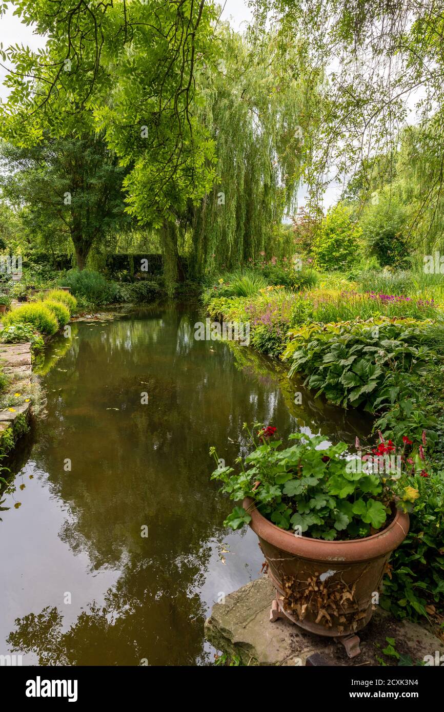 Westonbury mill water garden hires stock photography and images Alamy