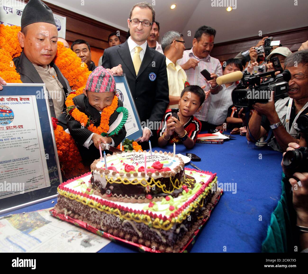 18th Birthday Cake High Resolution Stock Photography And Images Alamy
