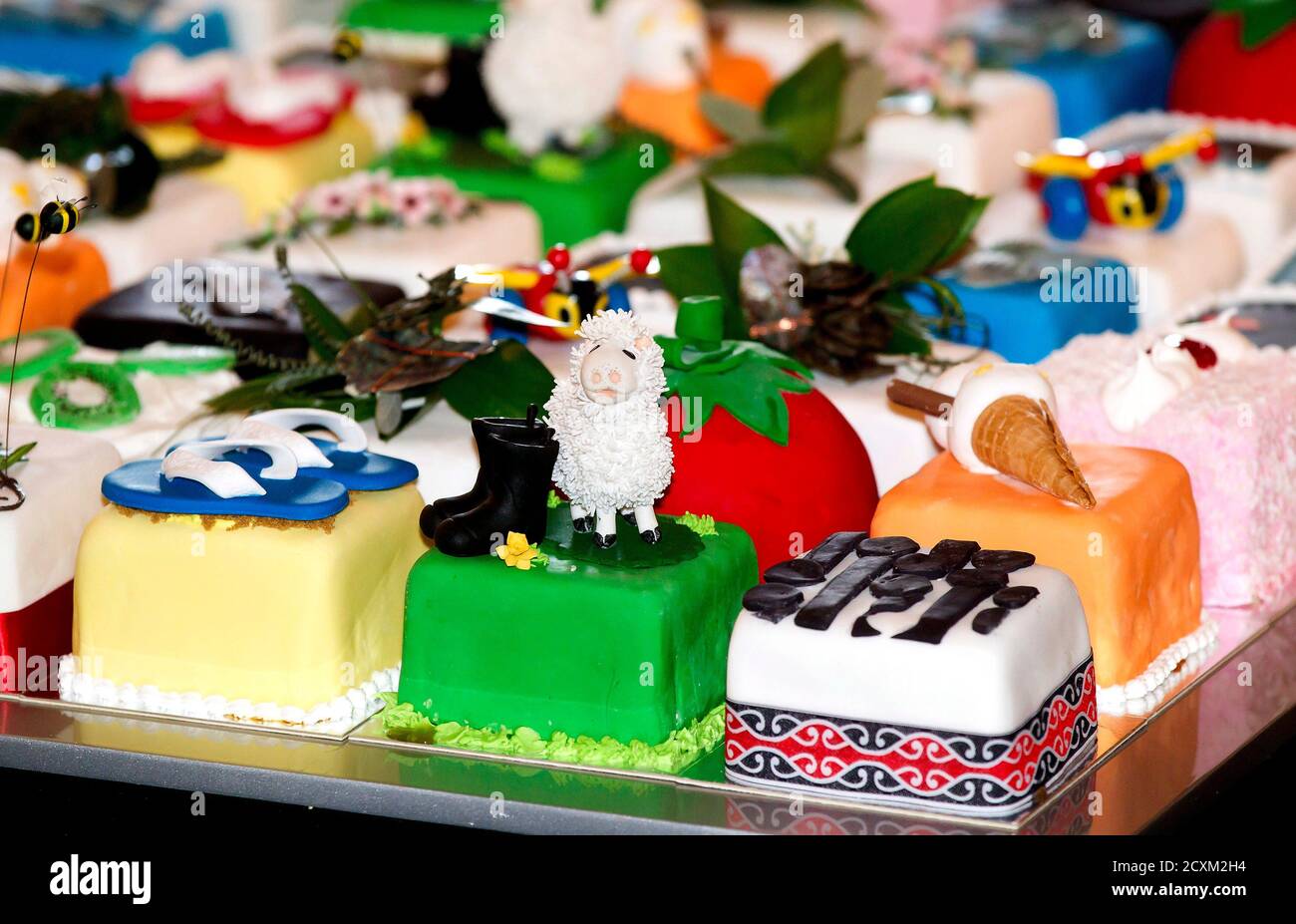 Cakes Are Pictured On A Table During The 64th Birthday Party Of Britain S Prince Charles At The Government House In Wellington November 14 2012 Reuters Maarten Holl Pool New Zealand Tags Entertainment Politics