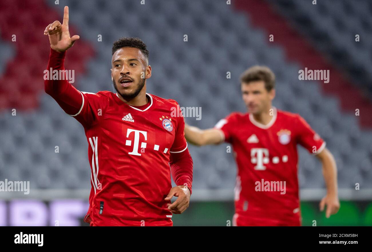 Thomas müller fc bayern hi-res stock photography and images - Page 14 -  Alamy