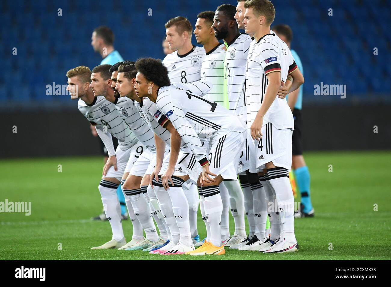 Mannschaftsfoto Deutschland. Sport: Fussball: UEFA Nations League: 2.  Spieltag: Schweiz - Deutschland, 06.09.2020 © Peter Schatz / Alamy Live  News /Markus Gilliar/GES/POOLPeter Schatz UEFA regulations prohibit any use  of photographs as image