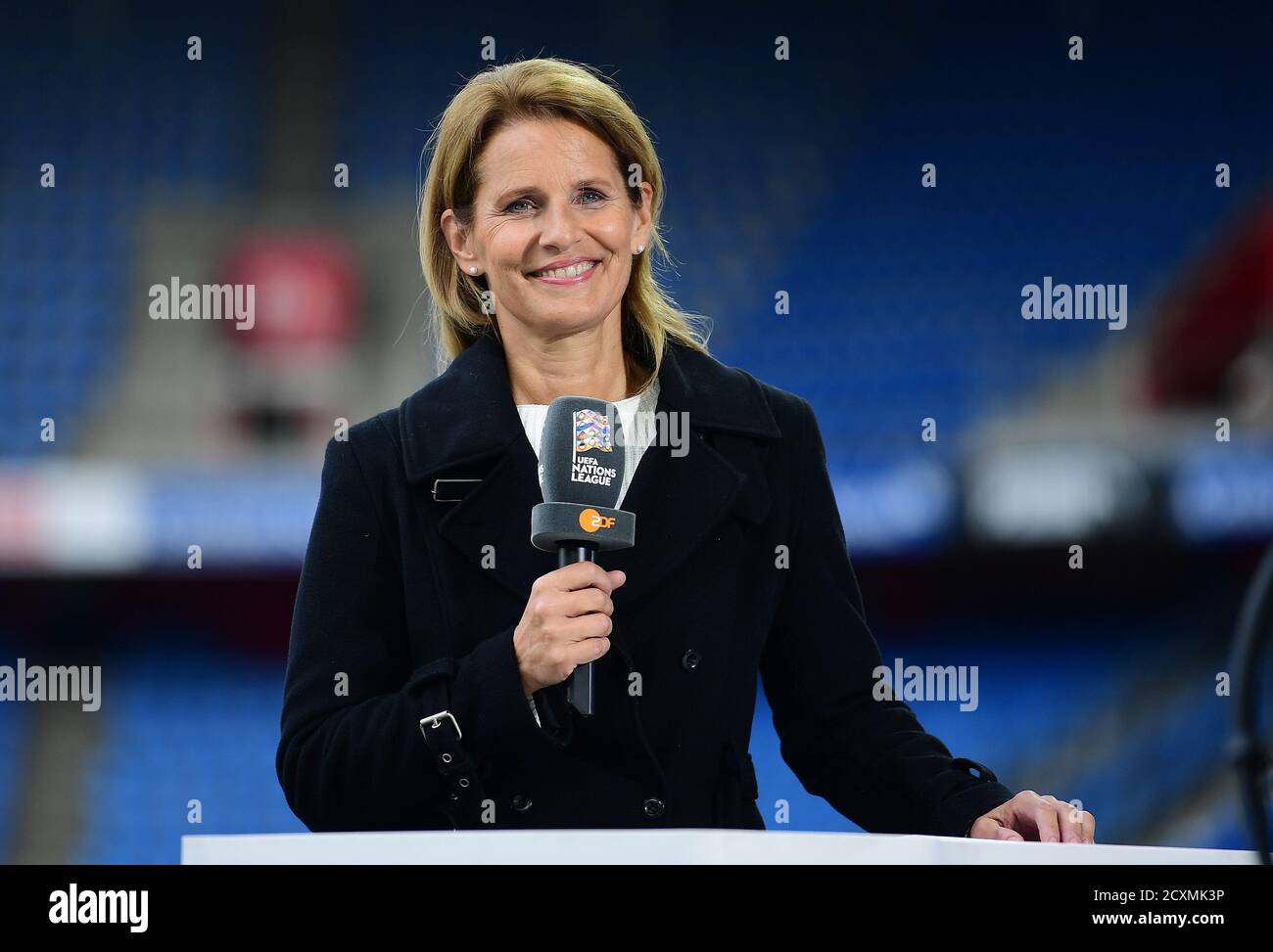 Moderatorin Katrin Mueller-Hohenstein (ZDF) Basel, 06.09.2020, Fussball,  UEFA Nations League, Gruppenphase, Schweiz - Deutschland © Peter Schatz /  Alamy Live News /Valeria Witters/Witters/Pool UEFA regulations prohibit any  use of photographs as image