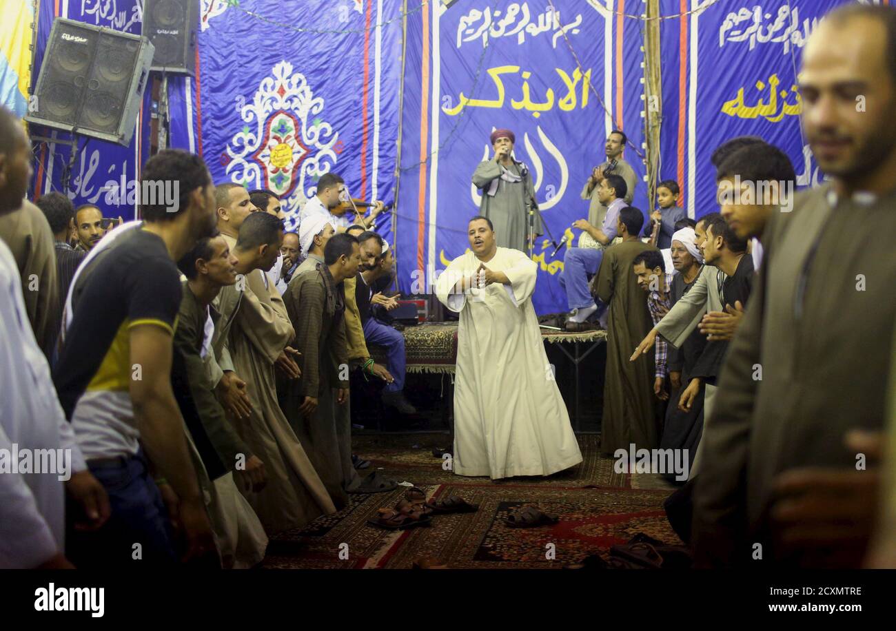 Granddaughter of the prophet hi-res stock photography and images - Alamy