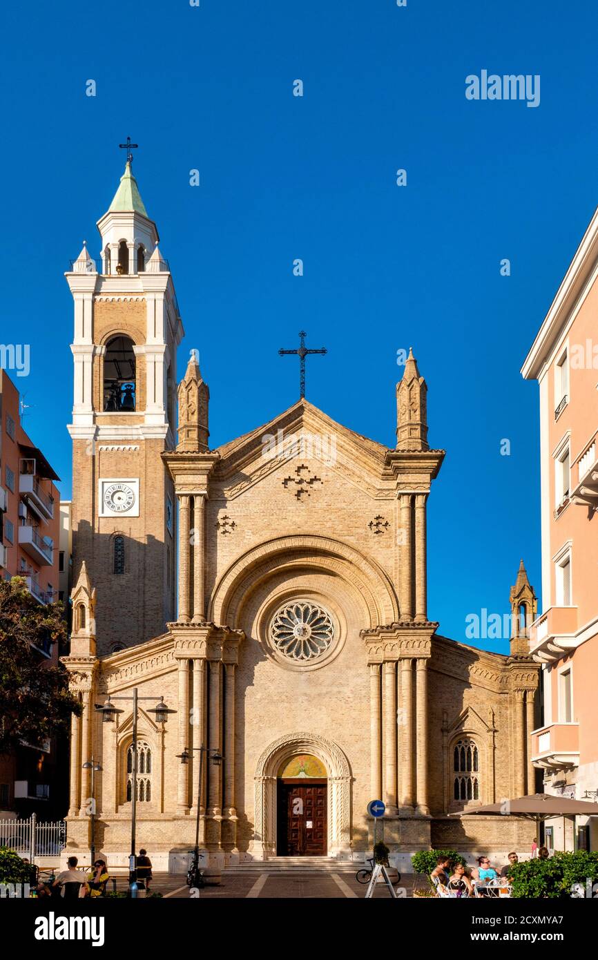 Chiesa del Sacro Cuore di Gesù, Pescara, Italy Stock Photo