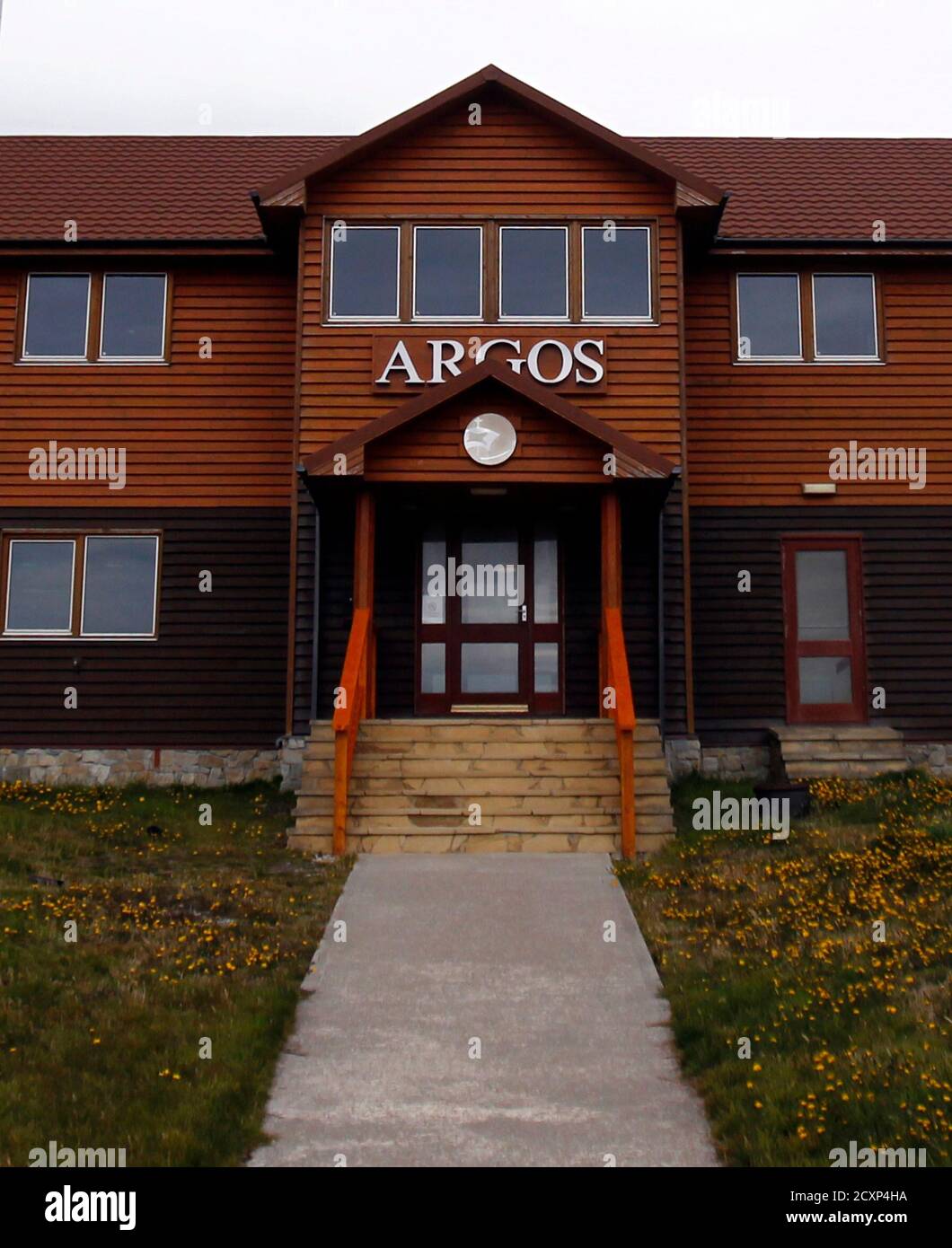 argos roof box