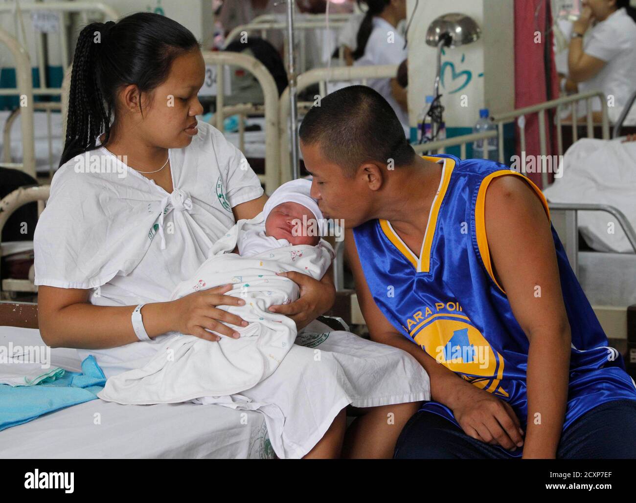 Busty Filipina Teen Giving Birth Busty Filipina Teen Giving Birth