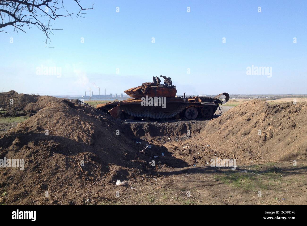 A Destroyed T 72 Tank Which Presumably Came From Russia Is Seen On A Battlefield Near A Trench Outside Separatist Controlled Starobesheve In Eastern Ukraine October 2 14 The Burnt Out Remains Of Dozens Of A Destroyed T 72 Tank Which Presumably Came From Russia Is Seen On A Battlefield Near A Trench Outside Separatist Controlled Starobesheve In Eastern Ukraine October 2 14 The Burnt Out Remains Of Dozens Of