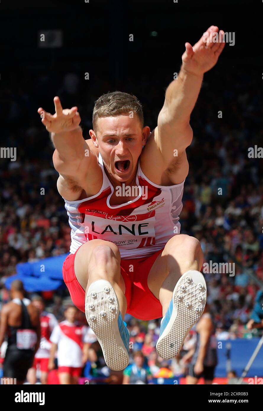England's John Lane competes in the Men's Decathlon Long Jump at the 2014  Commonwealth Games in Glasgow, Scotland, July 28, 2014. REUTERS/Suzanne  Plunkett (BRITAIN - Tags: SPORT ATHLETICS Stock Photo - Alamy