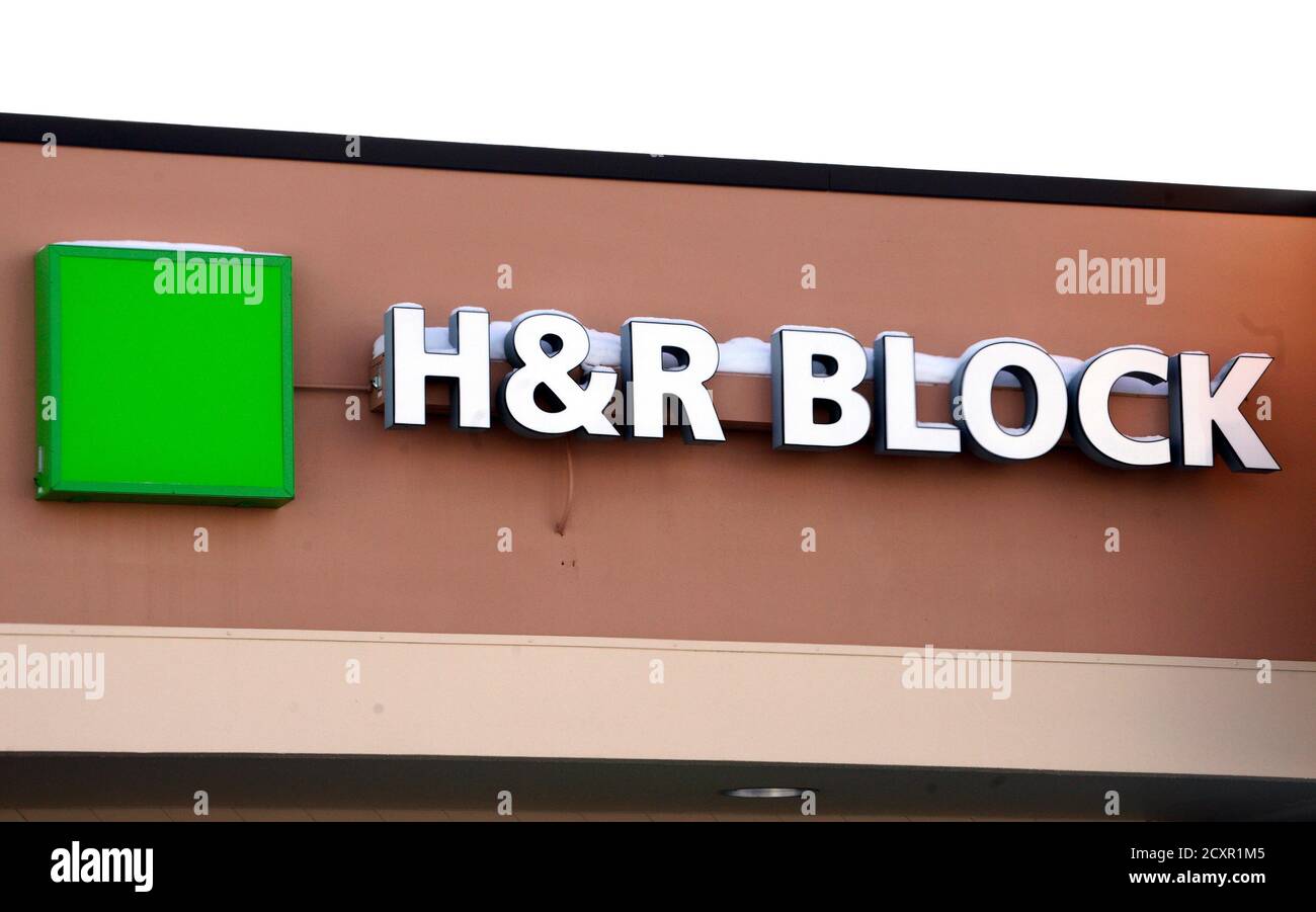 H&r block hi-res stock photography and images - Alamy