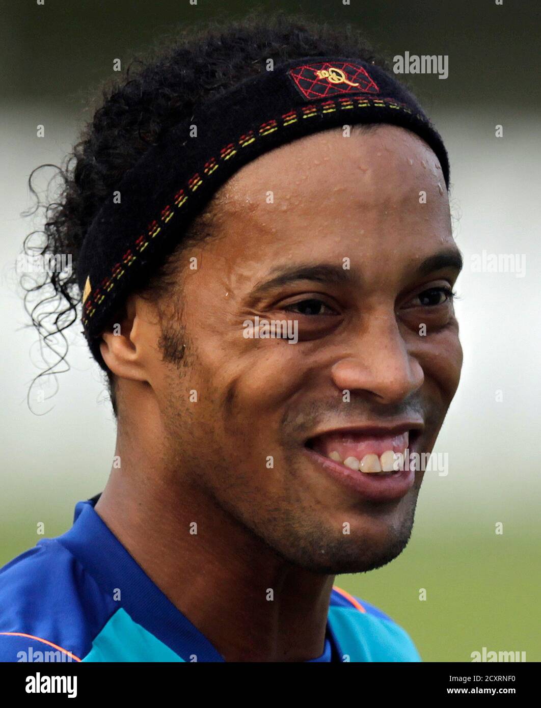 Page 6 Ronaldinho Brazil High Resolution Stock Photography And Images Alamy Página oficial do jogador ronaldinho gaúcho. alamy