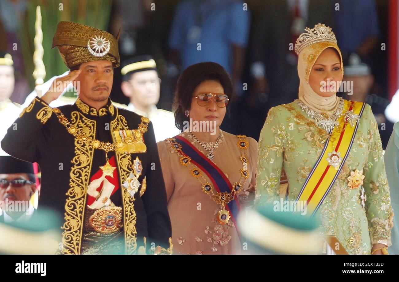 Queen Nur Zahirah High Resolution Stock Photography and Images - Alamy