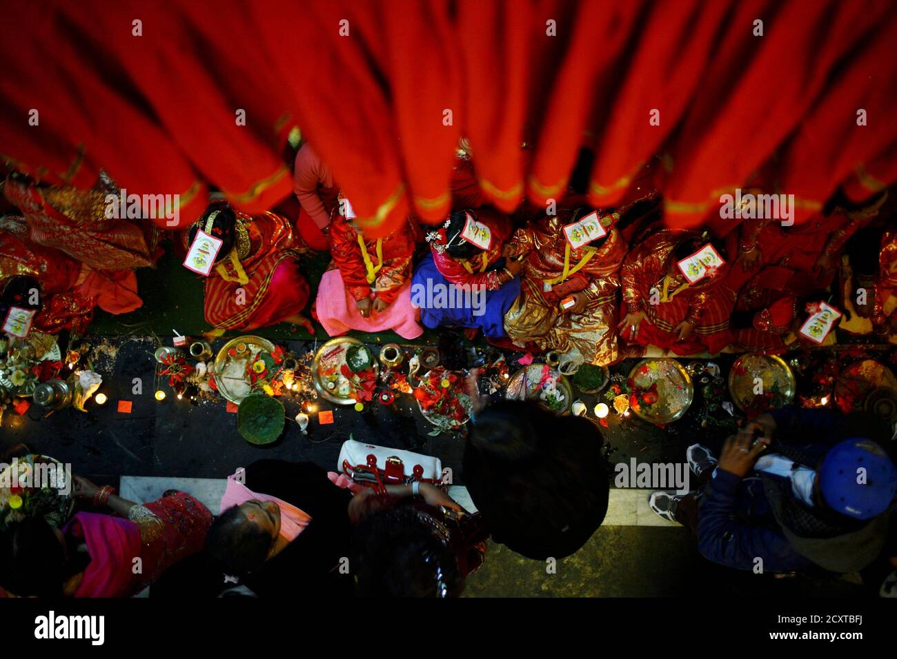 Ritual kanyadan hi-res stock photography and images - Alamy