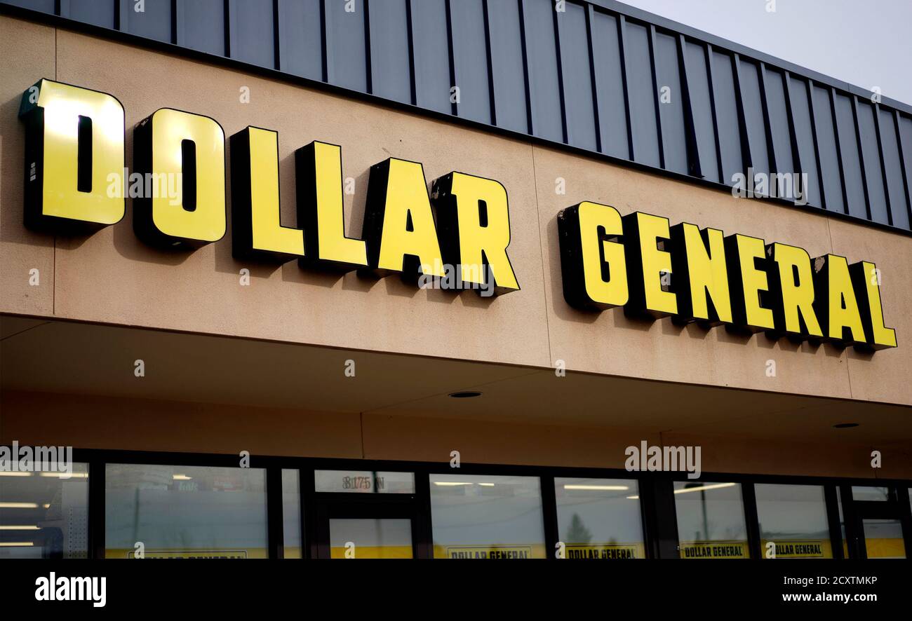Dollar General Store High Resolution Stock Photography and Images - Alamy
