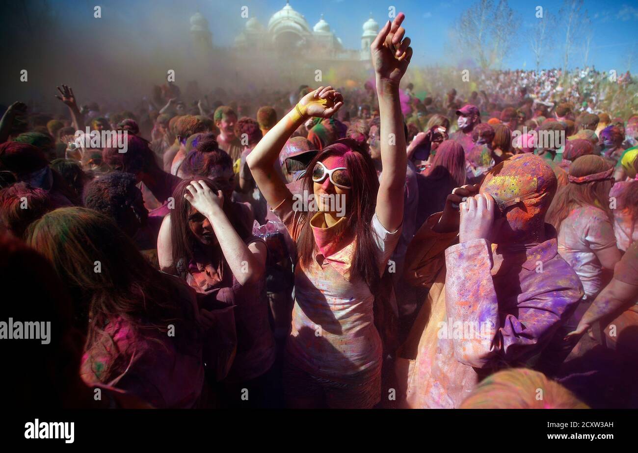 Page 3 Krishna Radha Dance High Resolution Stock Photography And Images Alamy Colour in digital by me. alamy