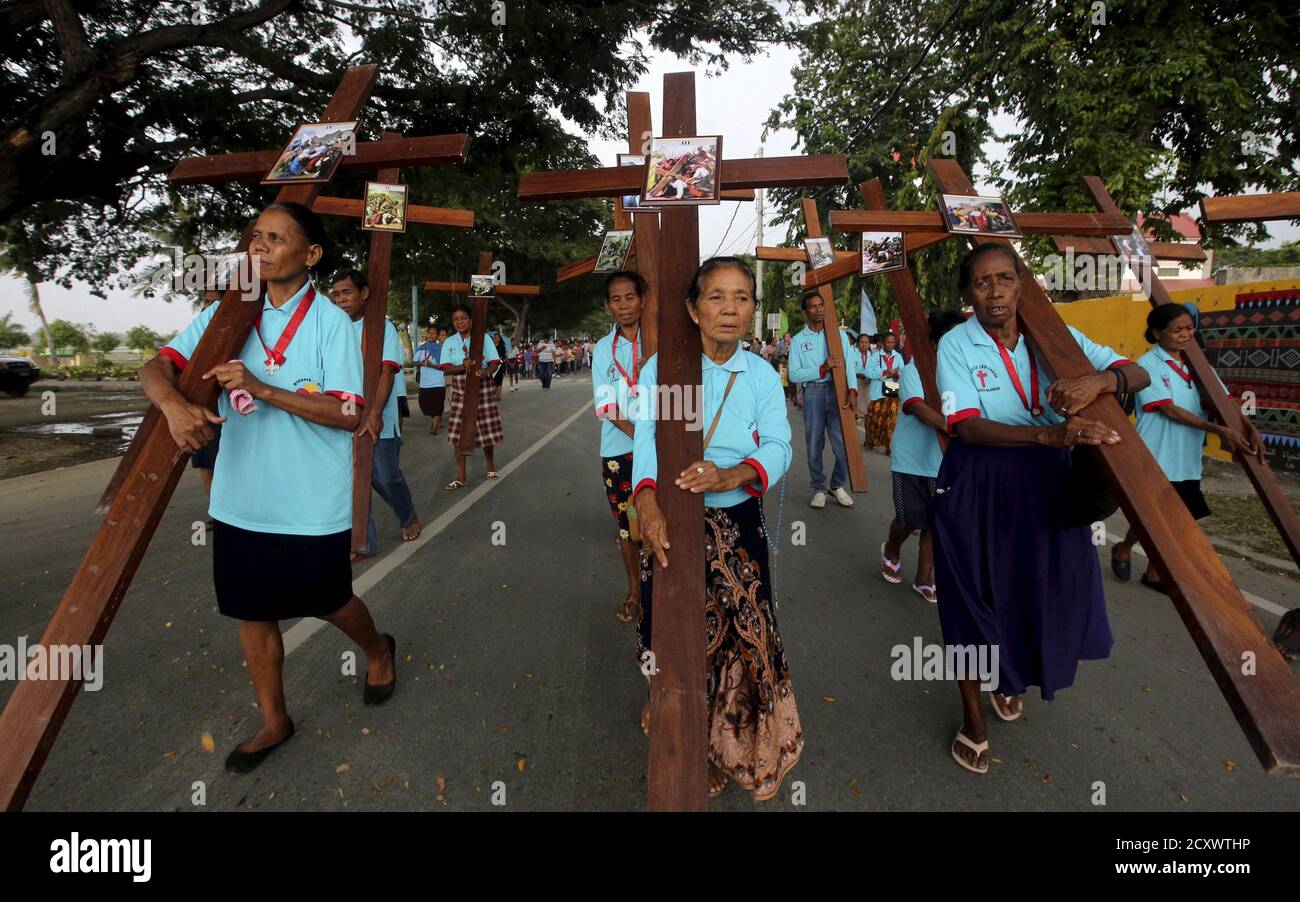 Women timor leste hi-res stock photography and images - Alamy