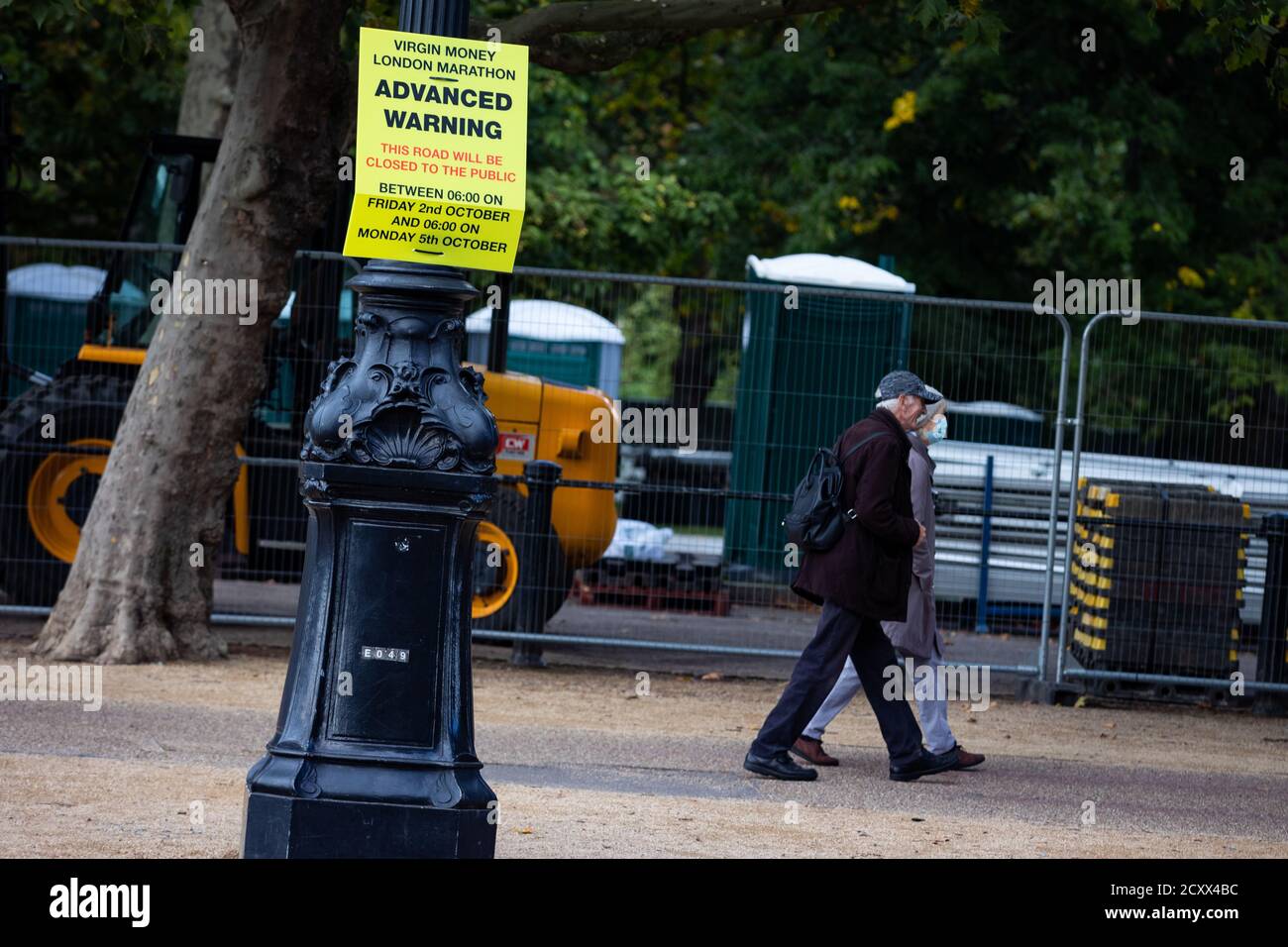 Signage on route 40th london marathon will take place on hires stock