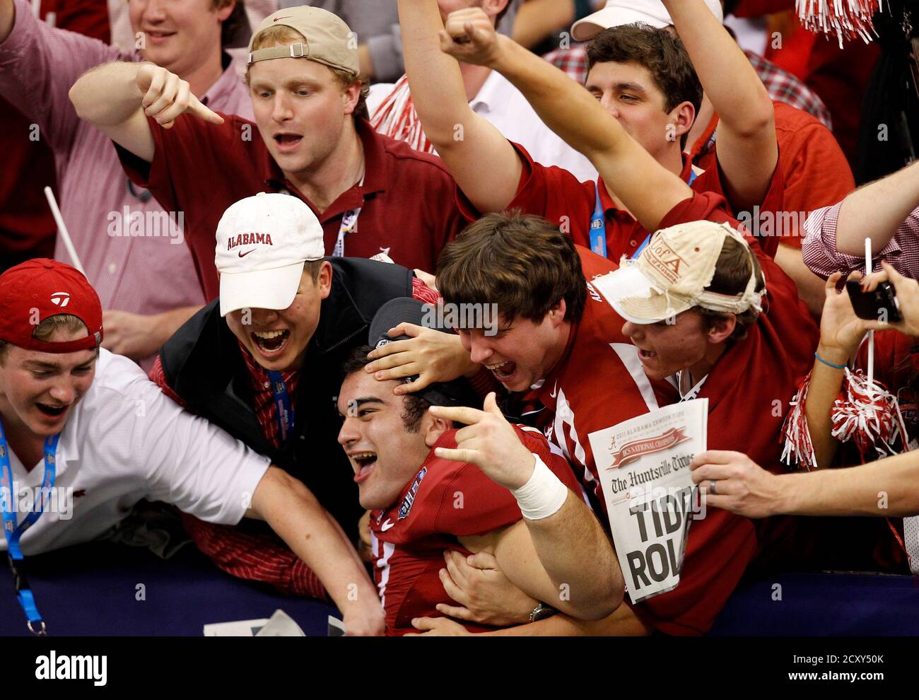 Alabama Crimson Tide's Carson Tinker (C 