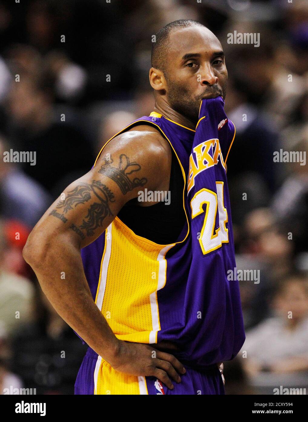 kobe bryant jersey in mouth