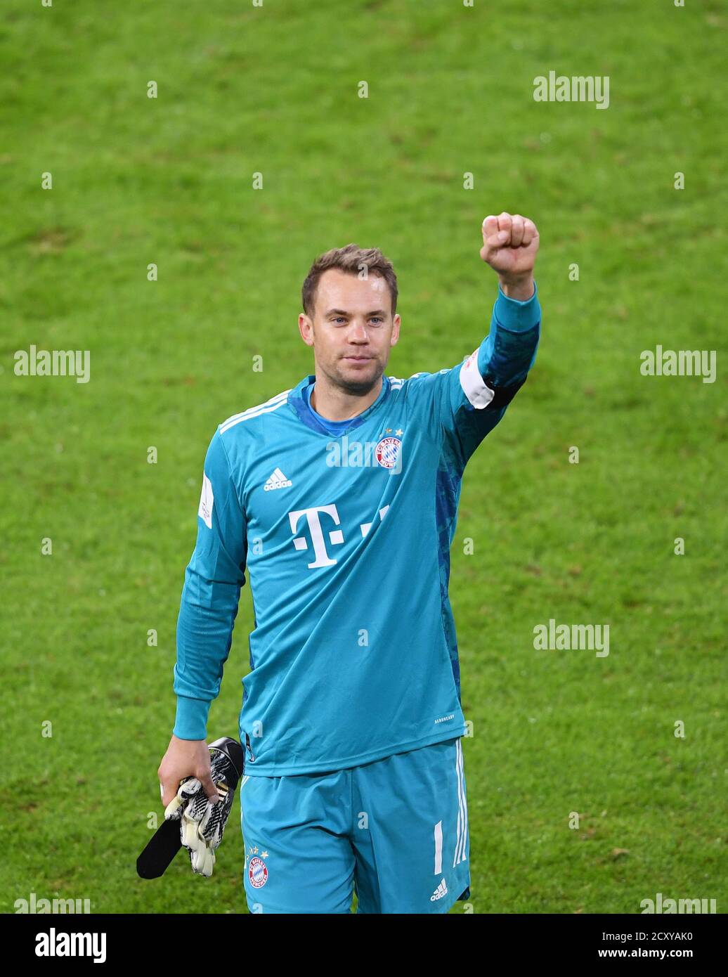 Allianz Arena Munich Germany 30.09.20, Football: German SUPERCUP FINALE 2020/2021, FC Bayern Muenchen (FCB, red) vs Borussia Dortmund  (BVB, yellow) 3:2 — goalkeeper Manuel Neuer (FCB) celebrates    Foto: Markus Ulmer/Pressefoto Ulmer/Pool/via Kolvenbach  DFL regulations prohibit any use of photographs as image sequences and/or quasi-video. Stock Photo