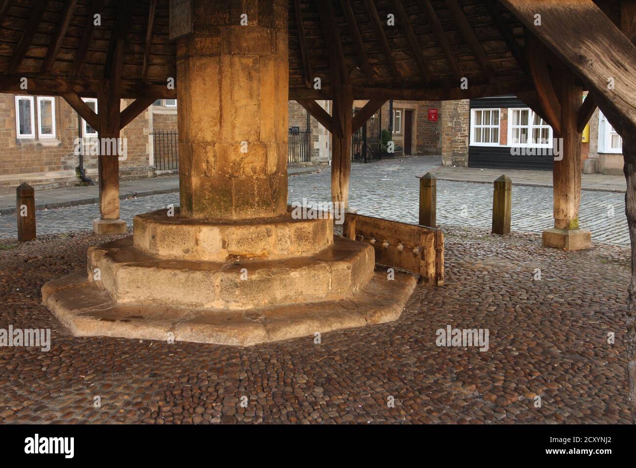 Oakham Butter Cross and stocks, Oakham, Rutland, UK.  It was a medieval market place for butter, milk and eggs, Stock Photo