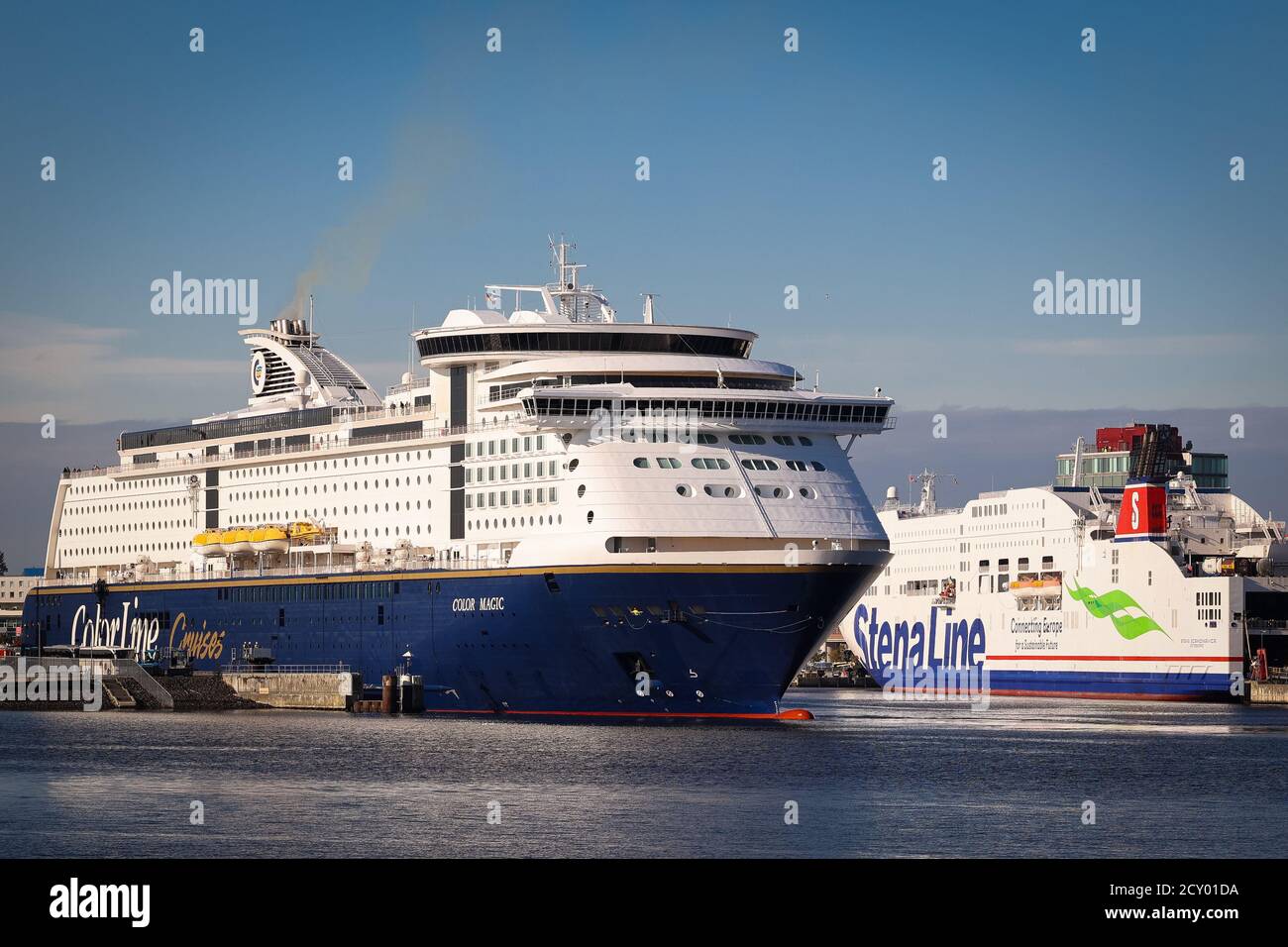 Car ferry color line hi-res stock photography and images - Alamy