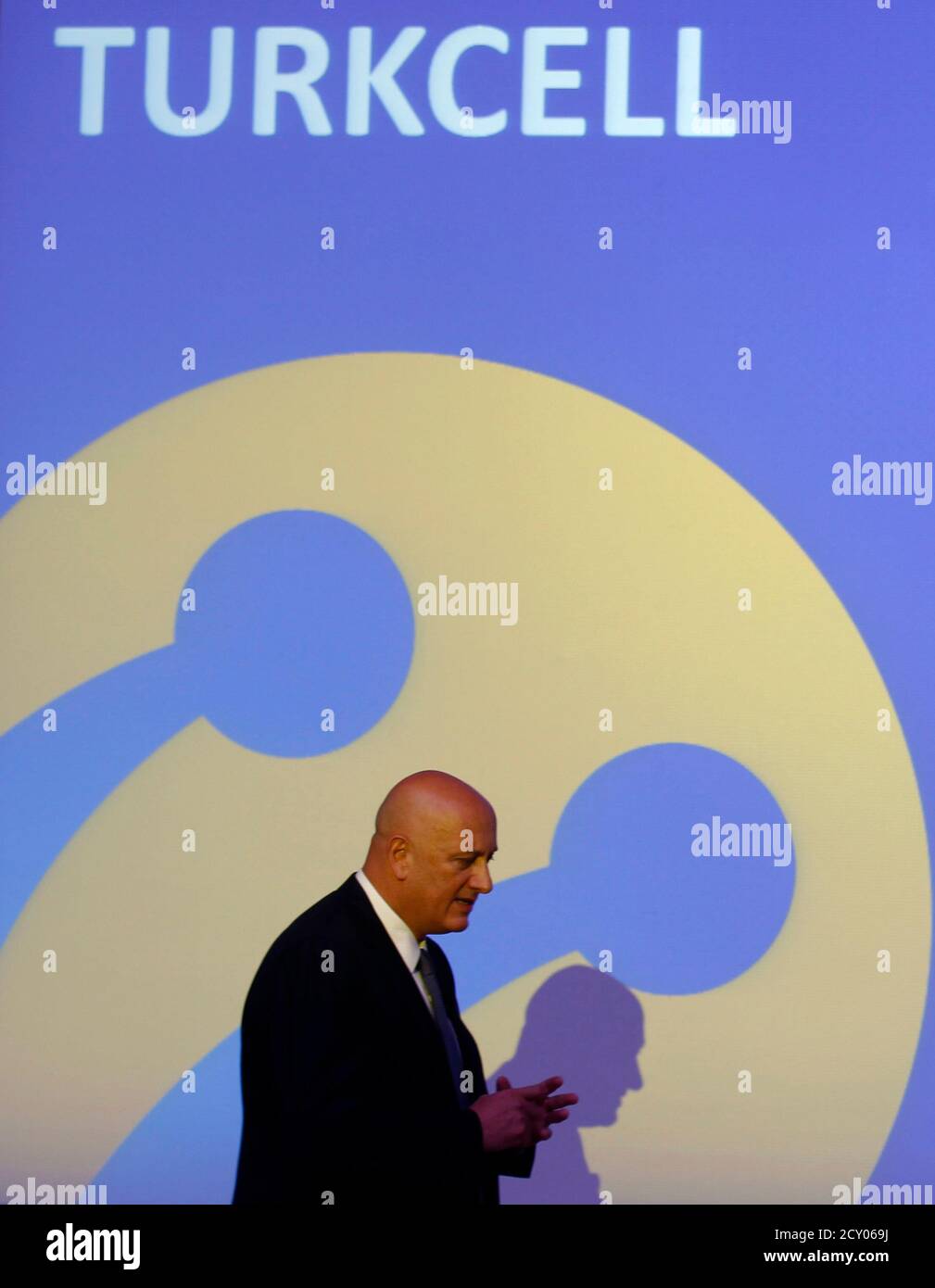 Turkcell Chief Executive Officer Sureyya Ciliv Speaks During A News Conference In Istanbul November 3 11 Turkish Mobile Operator Turkcell S Net Profit Dipped 3 4 Percent Year On Year To 537 Million Lira 302 Million Turkcell Chief Executive Officer Sureyya Ciliv Speaks During A News Conference In Istanbul November 3 11 Turkish Mobile Operator Turkcell S Net Profit Dipped 3 4 Percent Year On Year To 537 Million Lira 302 Million