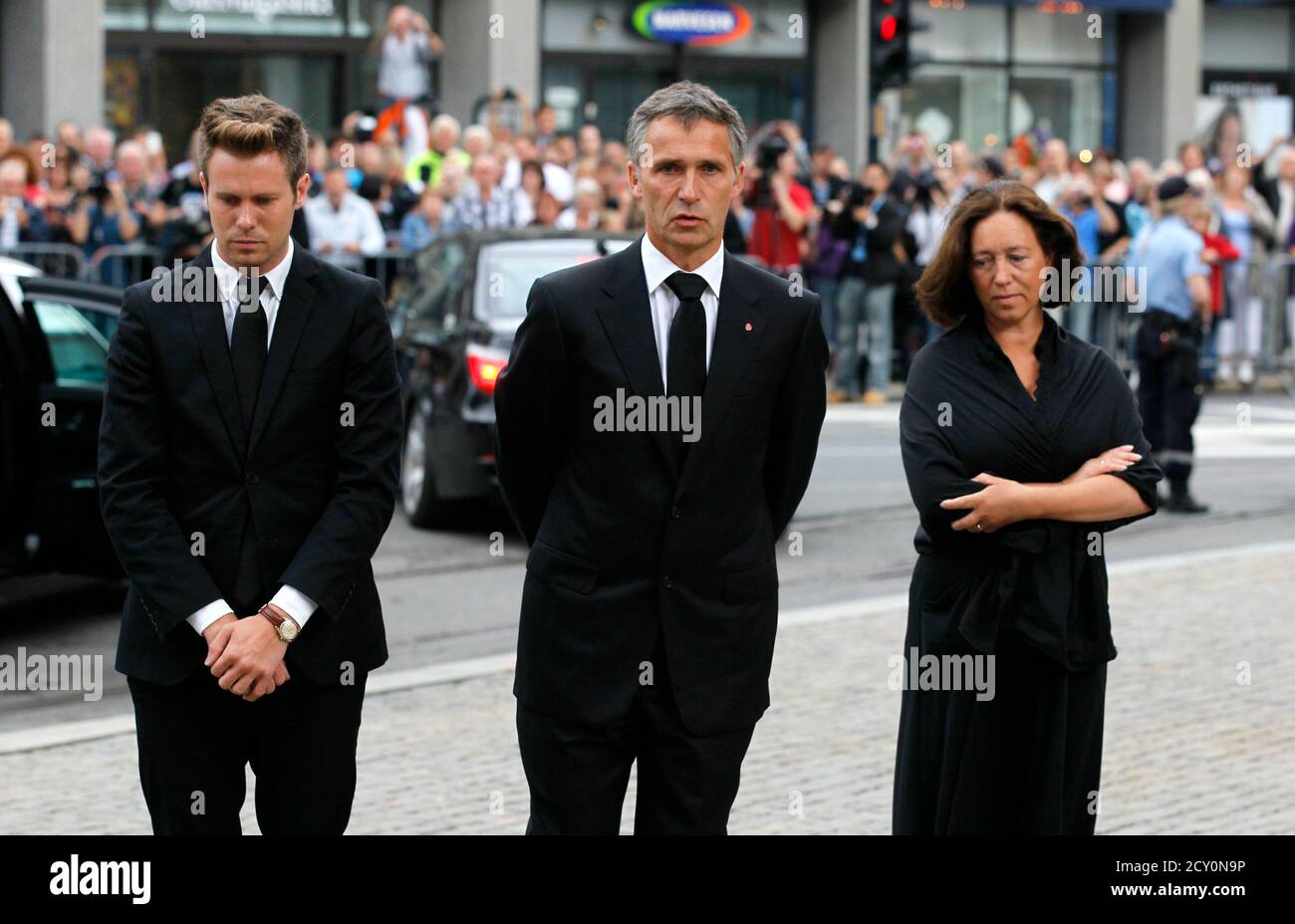 Norwegian Prime Minister Jens Stoltenberg C His Wife Ingrid Schulerud And Eskil Pedersen The Leader Of The Youth Wing Of Ruling Labour Party Arrive To Attend A Memorial Service At A Cathedral