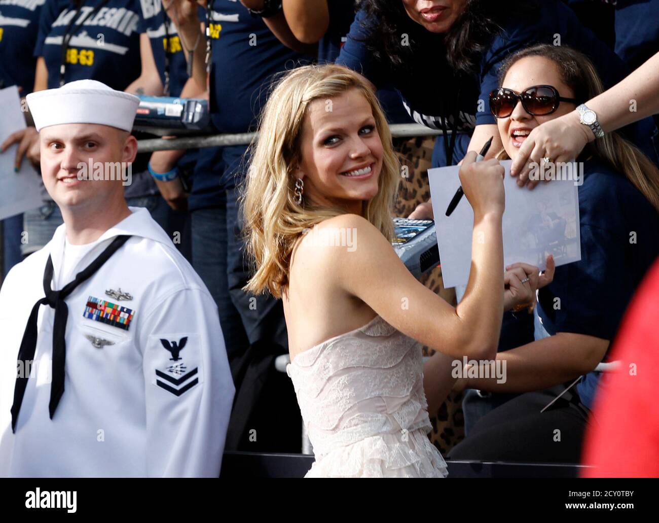 Cast Member Brooklyn Decker Signs Autographs For Fans At The American Premiere Of The Universal Pictures Film Battleship In Los Angeles May 10 2012 Reuters Danny Moloshok United States Stock Photo Alamy