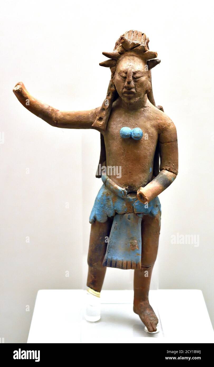 Great lord warrior Maya 600 - 900 AD Jaina Mexico, Mexicans  America, American, (  in the right hand he would carry a weapon and in the left ) Stock Photo