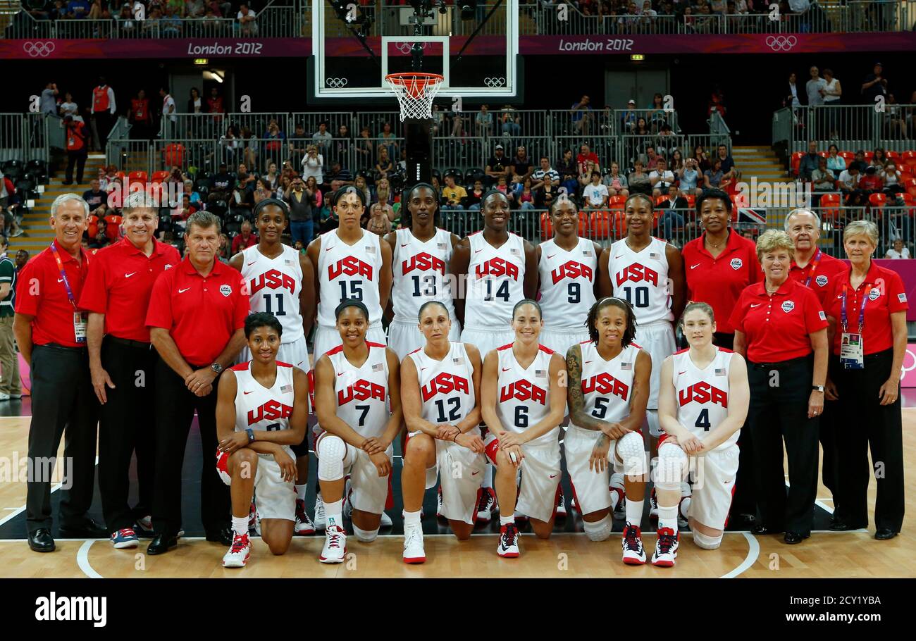 Members Of The U S National Team Pose Before Their Women S Group A Basketball Match Against Croatia At The London 12 Olympic Games In The Basketball Arena July 28 12 Reuters Mike Segar Britain