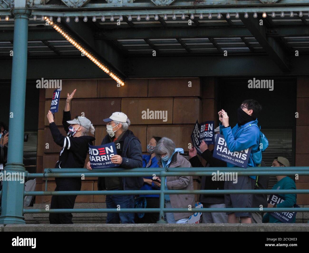 Pennsylvania, USA. 30th Sep, 2020. Biden supporters wave to the Amtrak ...