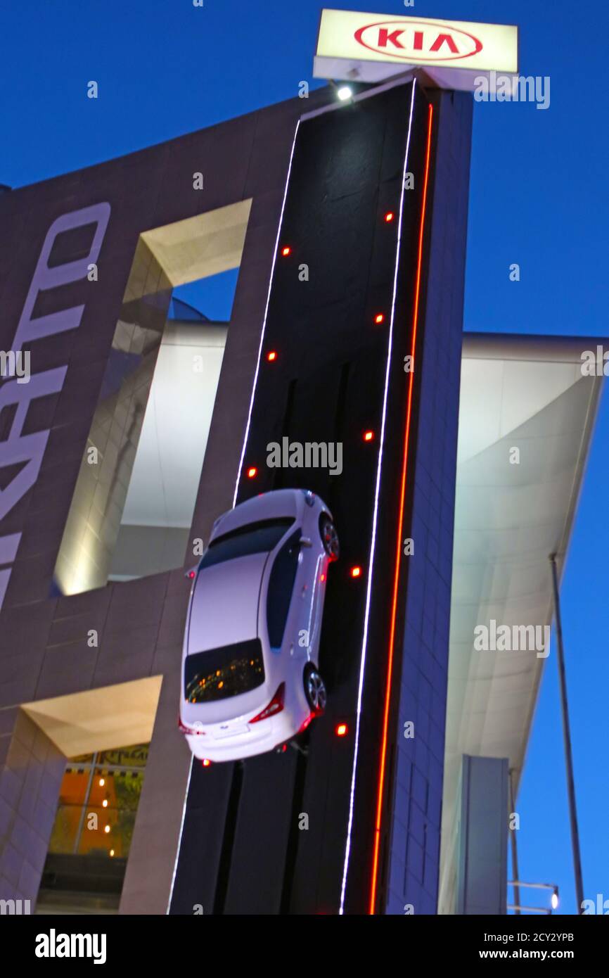 Car showroom moscow russia hi-res stock photography and images - Alamy