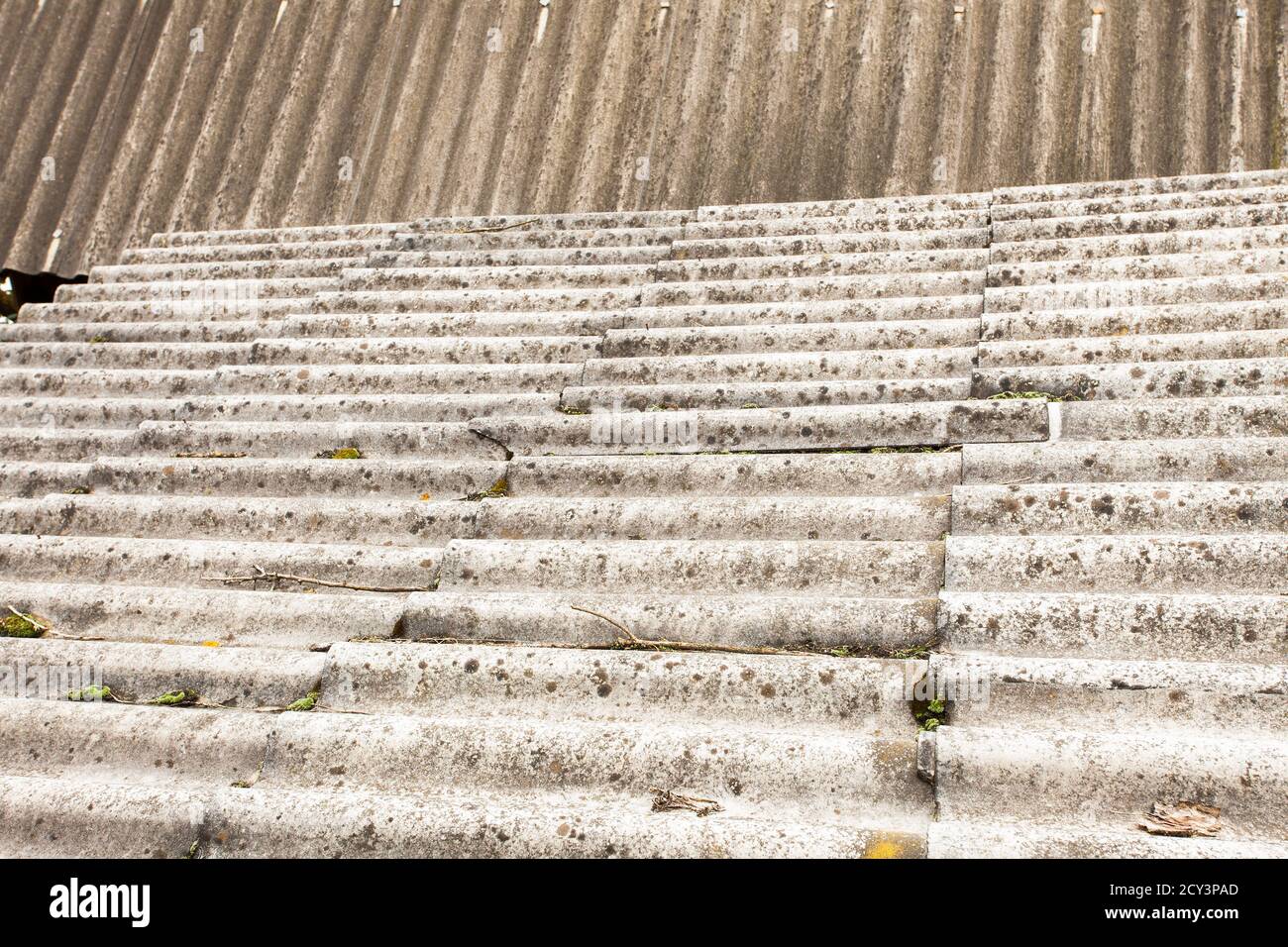 asbest or asbestos on the roof Stock Photo - Alamy