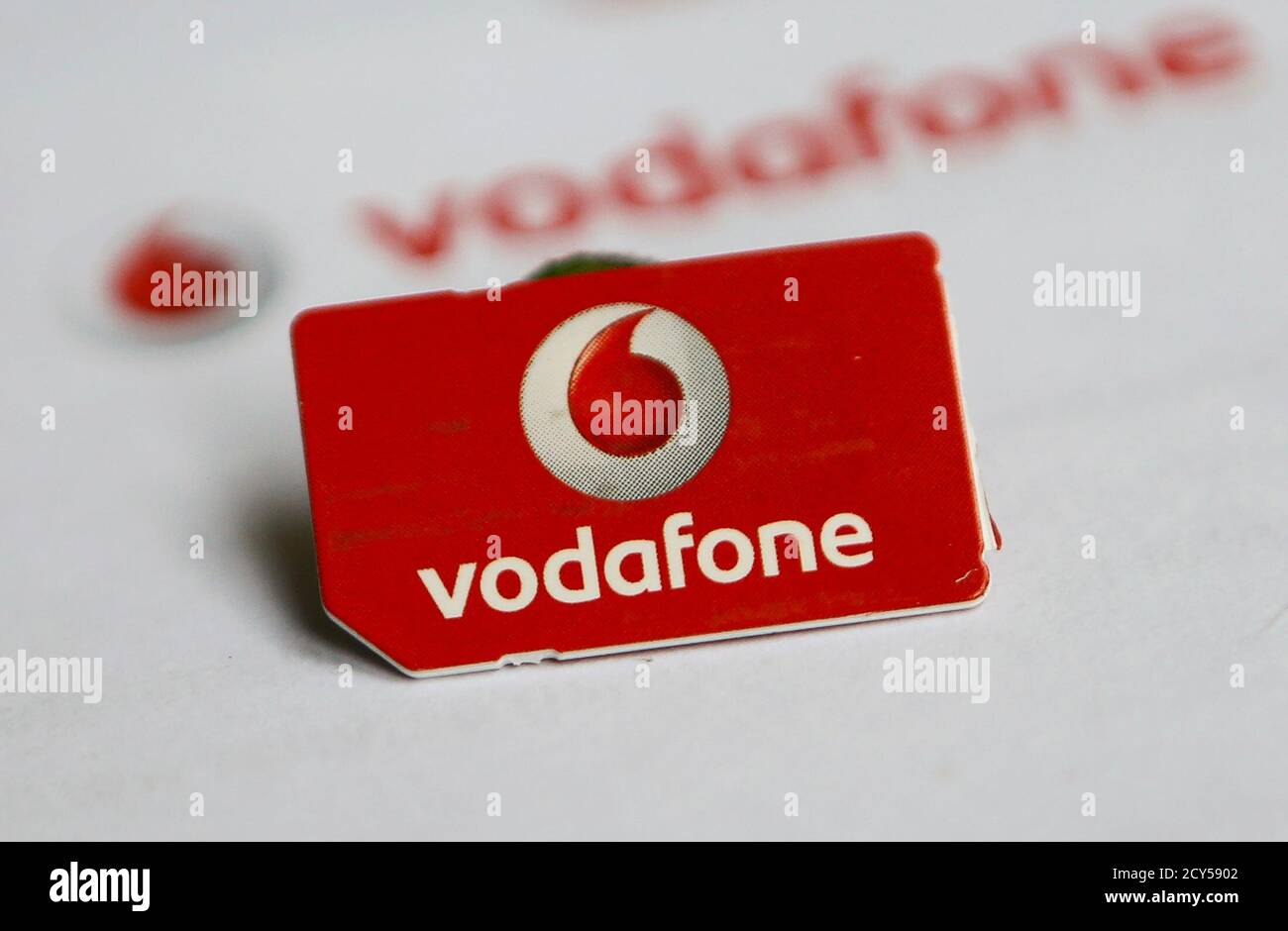A Vodafone Sim Card High Resolution Stock Photography and Images Alamy
