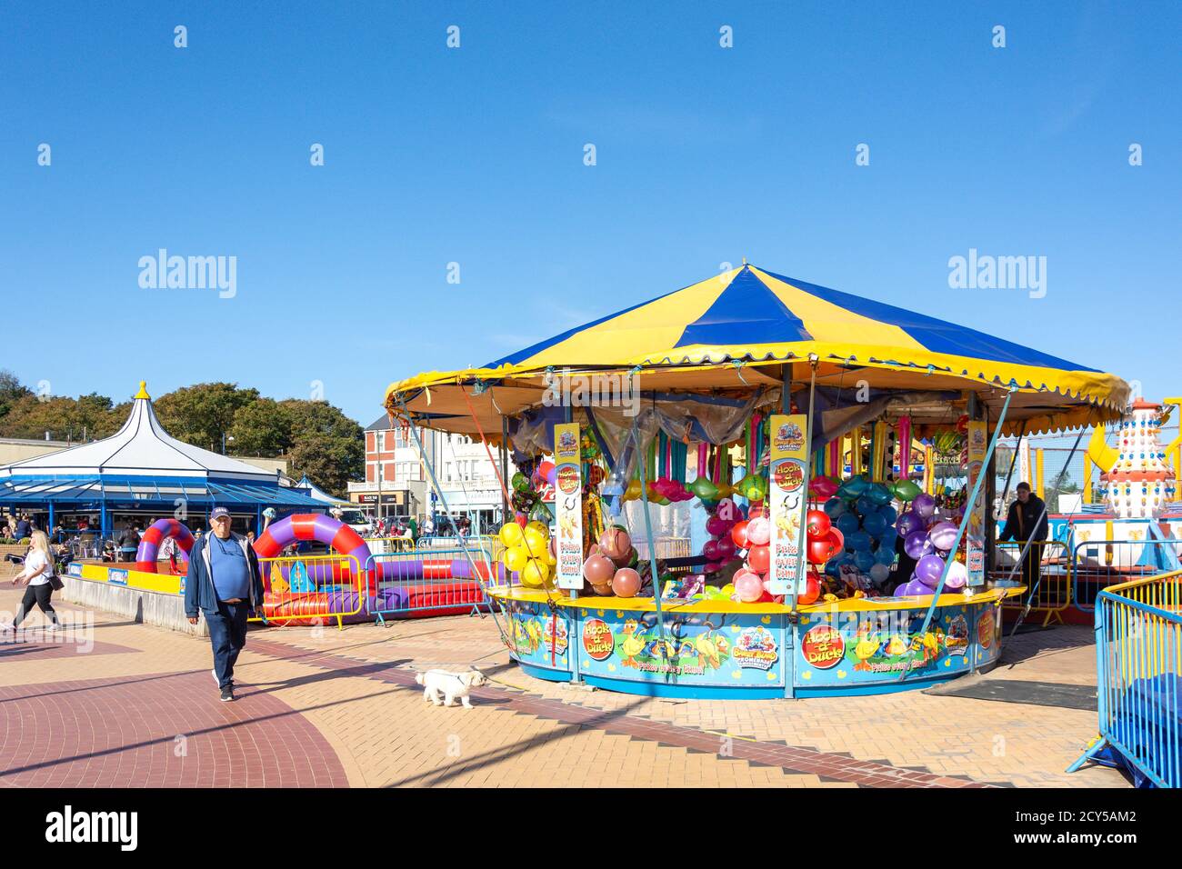 Promenade funfair, Barry Island, Barry (Y Barri), Vale of Glamorgan, Wales, United Kingdom Stock Photo