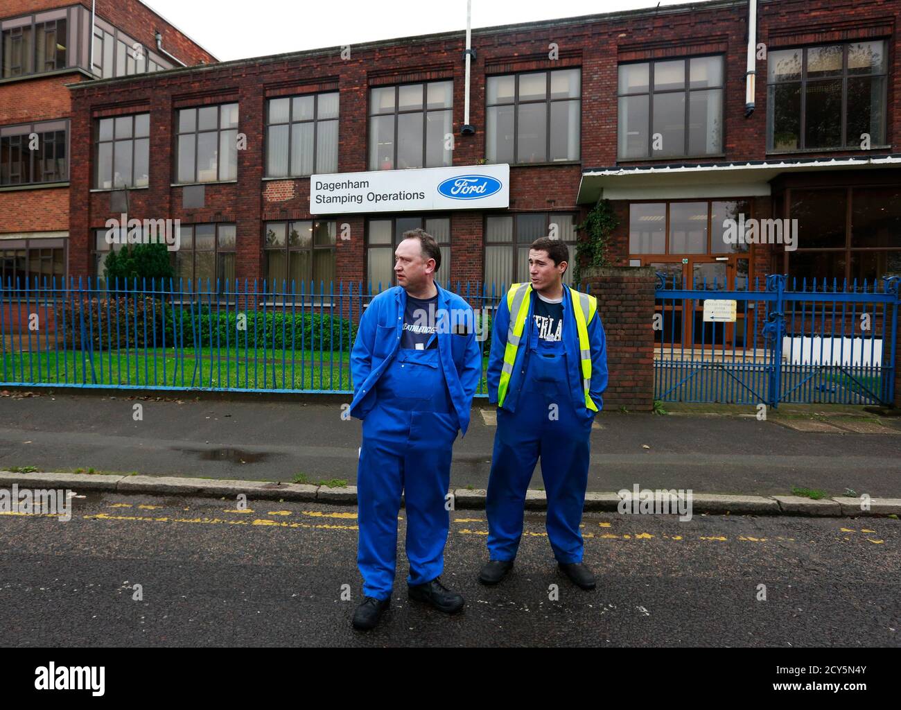 Page 2 Dagenham Essex High Resolution Stock Photography And Images Alamy