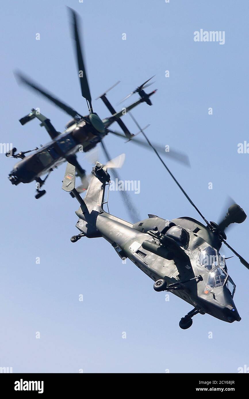 Tiger helicopters hi-res stock photography and images - Alamy