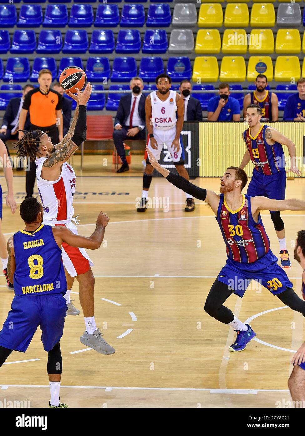 Daniel Hackett of PBC CSKA Moscow and Victor Claver Arocas of FC Barcelona  during the Turkish Airlines EuroLeague match between FC Barcelona and CSKA  Moscow CAB at Palau Blaugrana on October 01,