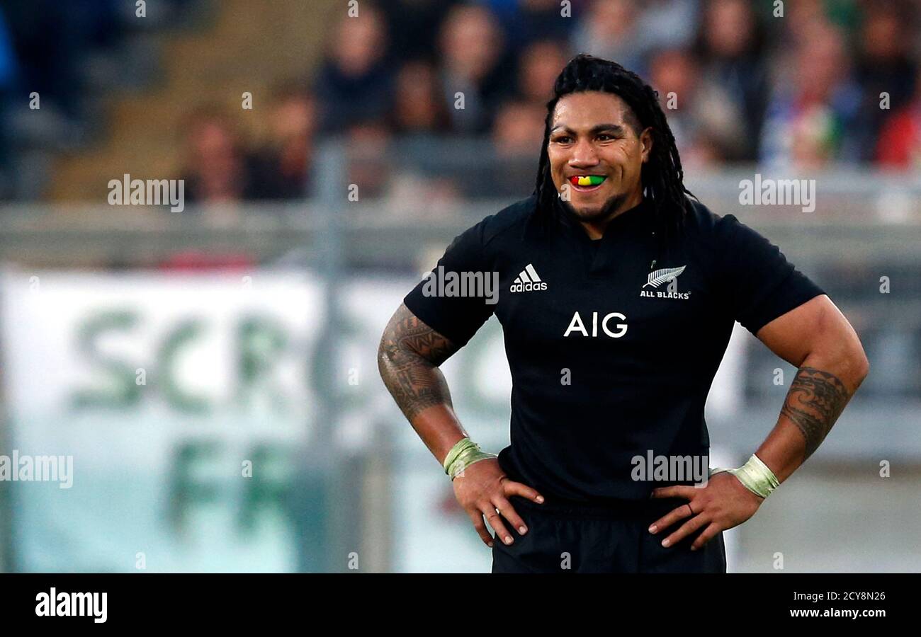 Maa nonu rugby hi-res stock photography and images - Alamy.