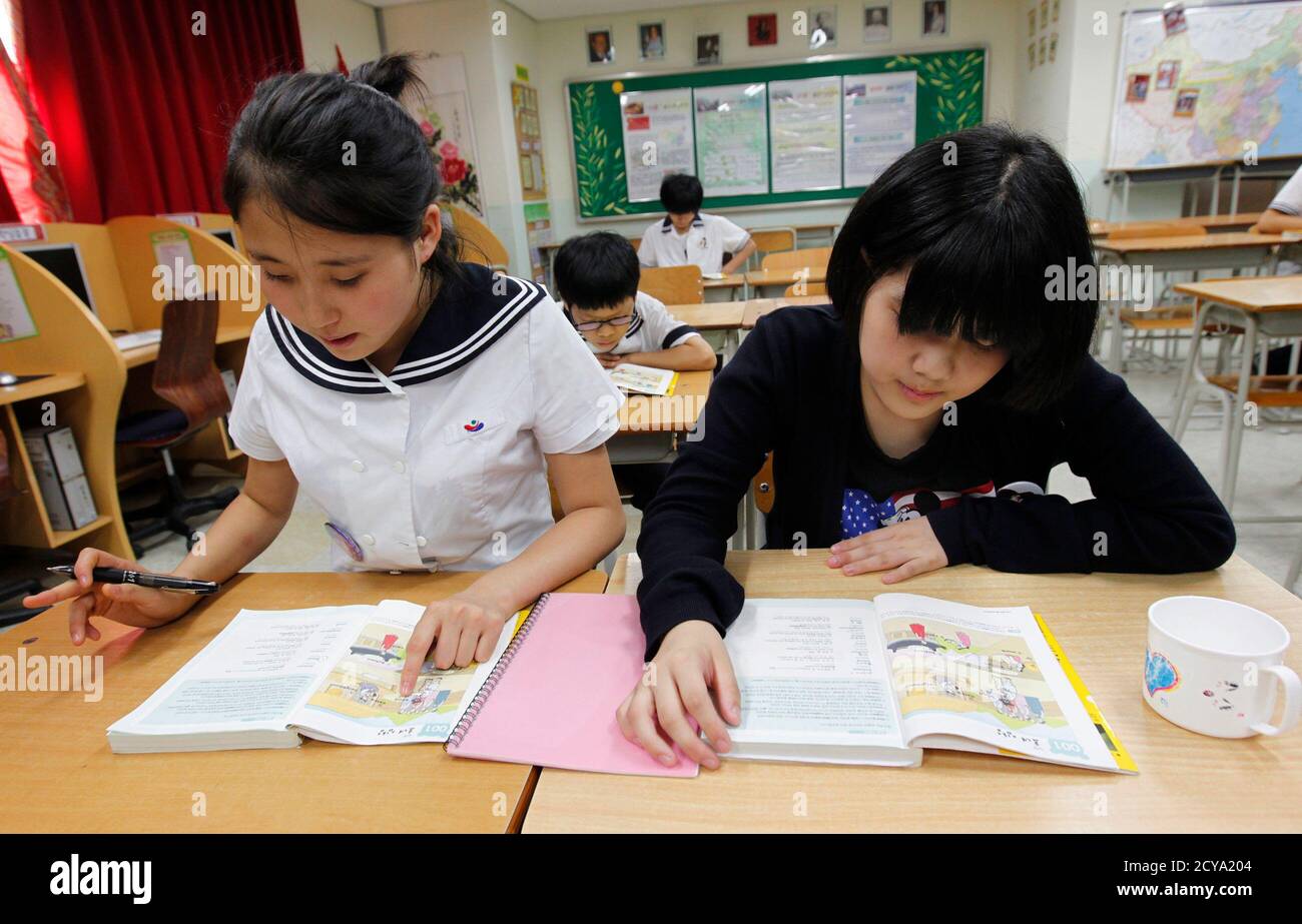 North korean defectors hi-res stock photography and images - Alamy