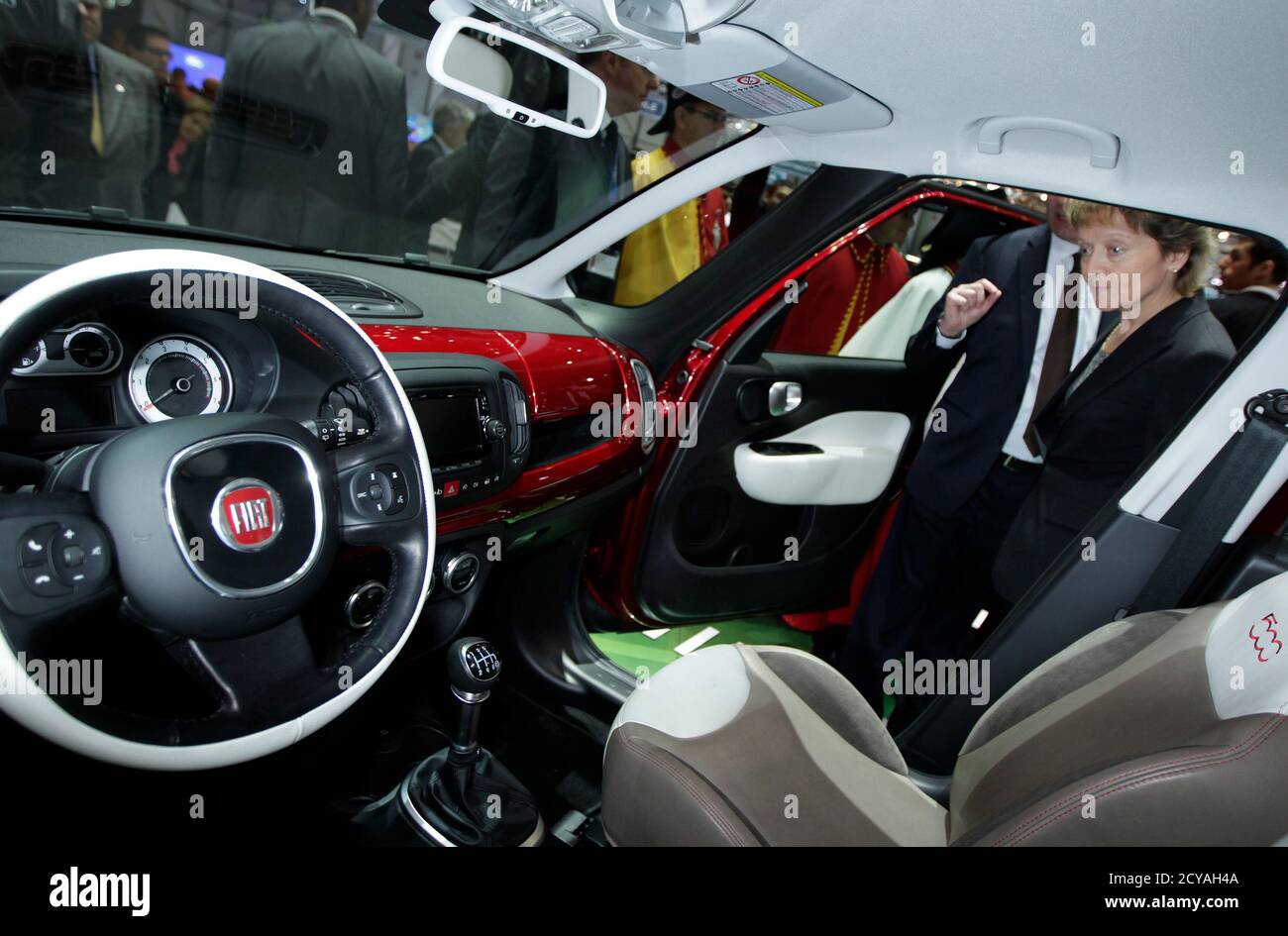 Fiat 500 L High Resolution Stock Photography And Images Alamy