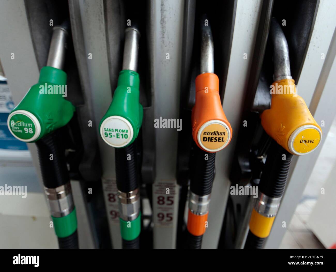 Petrol nozzles hires stock photography and images Alamy