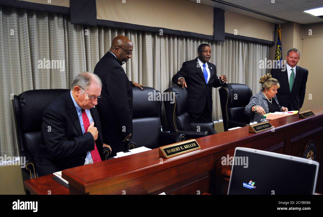 John law seated hires stock photography and images Alamy