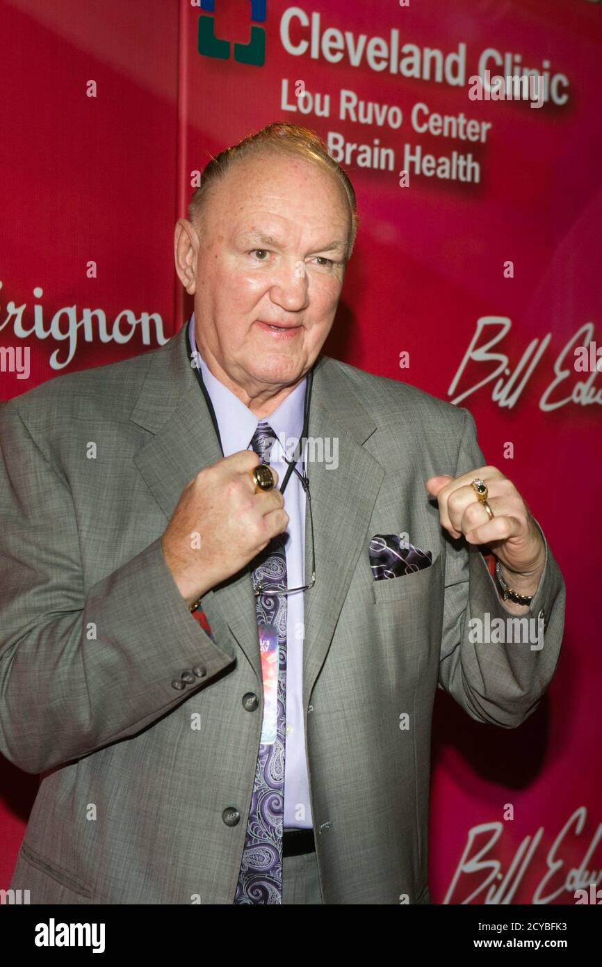Chuck wepner 1975 hi-res stock photography and images - Alamy