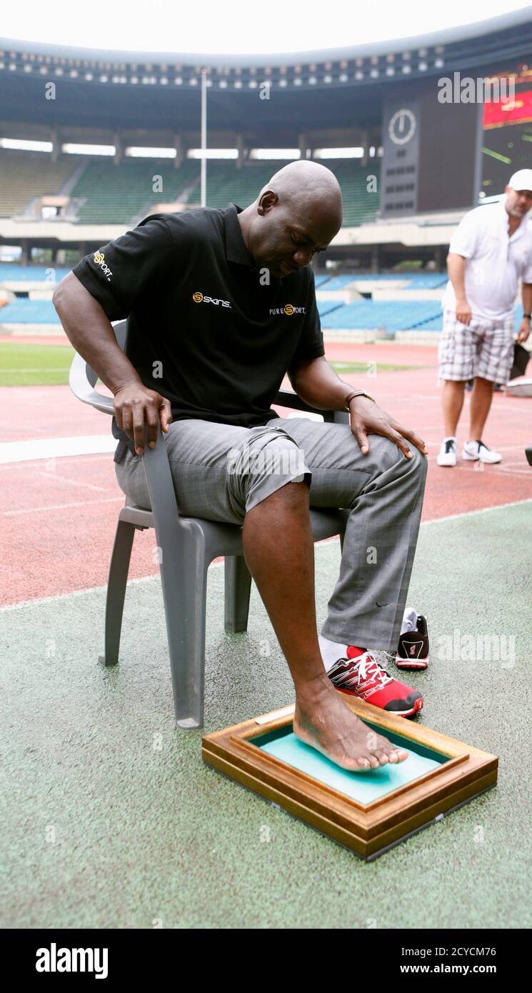 Ben johnson sprinter hi res stock photography and images Alamy